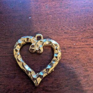 VINTAGE  HEART LOVE PENDANT #23